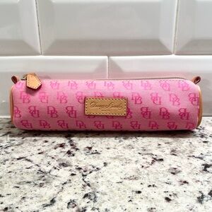 Dooney & Bourke Sample Item Pink Barrel Cosmetic Case EUC